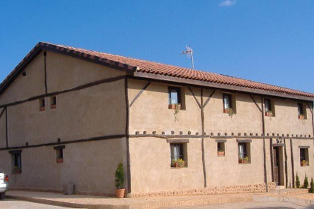 Casa Rural Dos Reales San Cristobal de Boedo Exterior foto